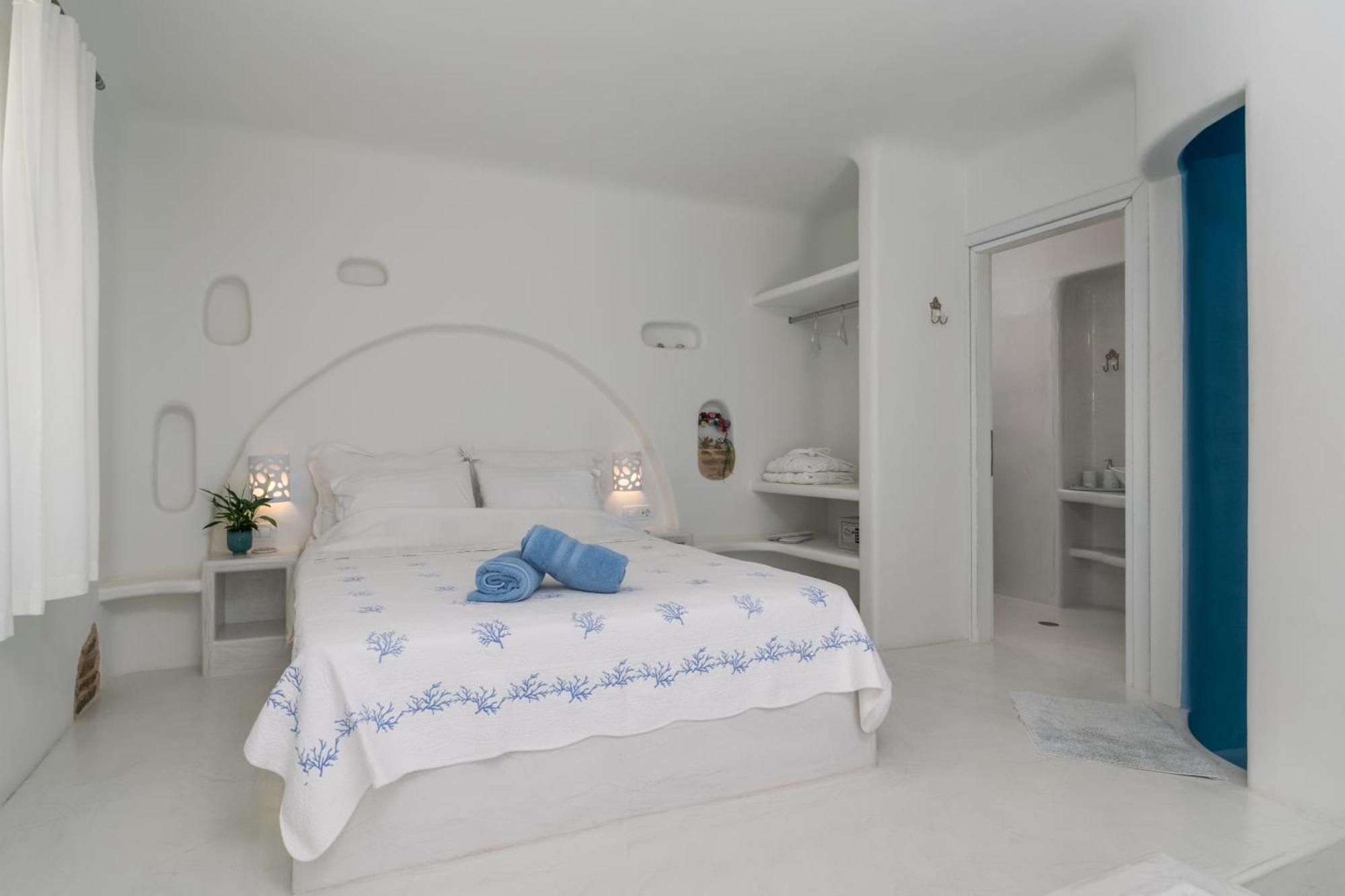 Blu Suites And Studios Adamantas  Exteriör bild